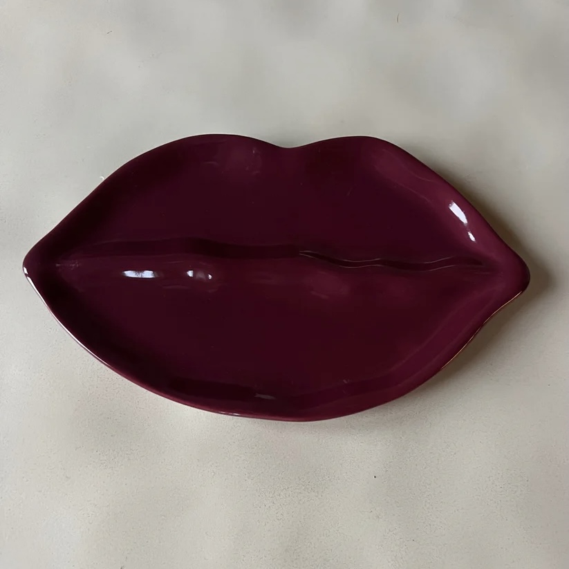 Lip plate | Burgundy