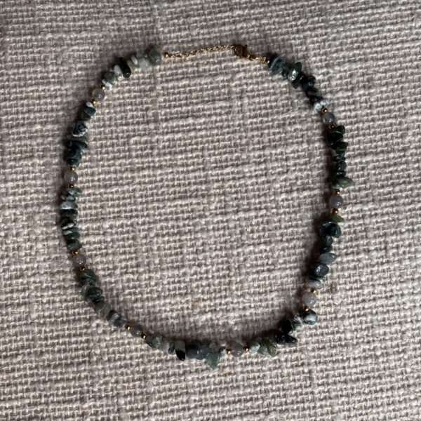 Edelsteen ketting mosagaat