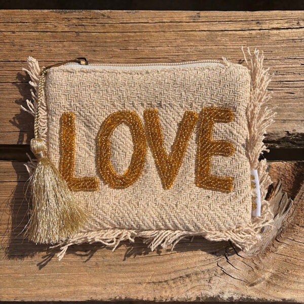 Etuitje Love