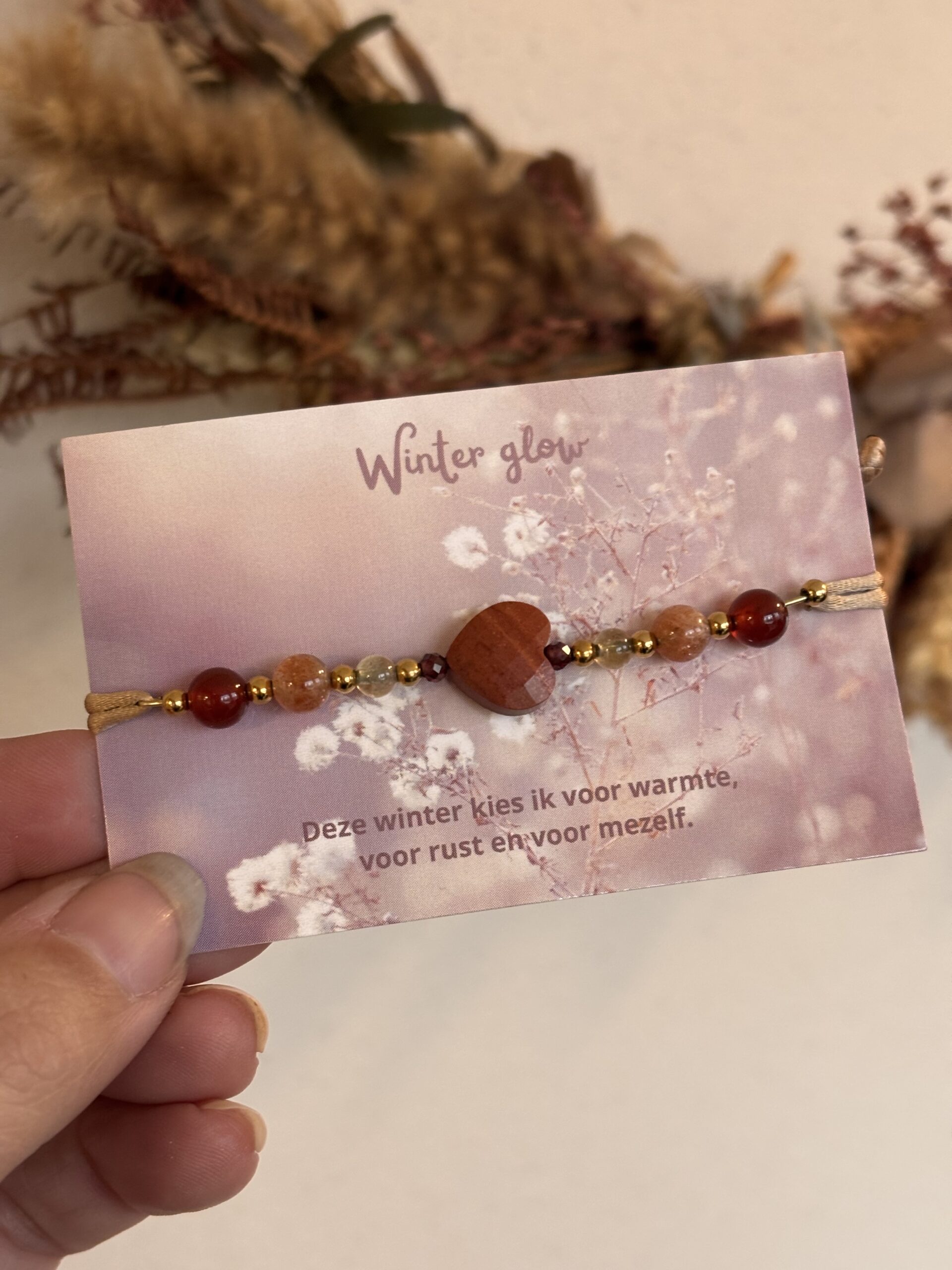 Winter glow armband