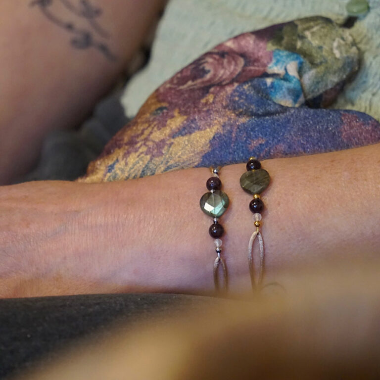 Armband met edelstenen – Sterkte